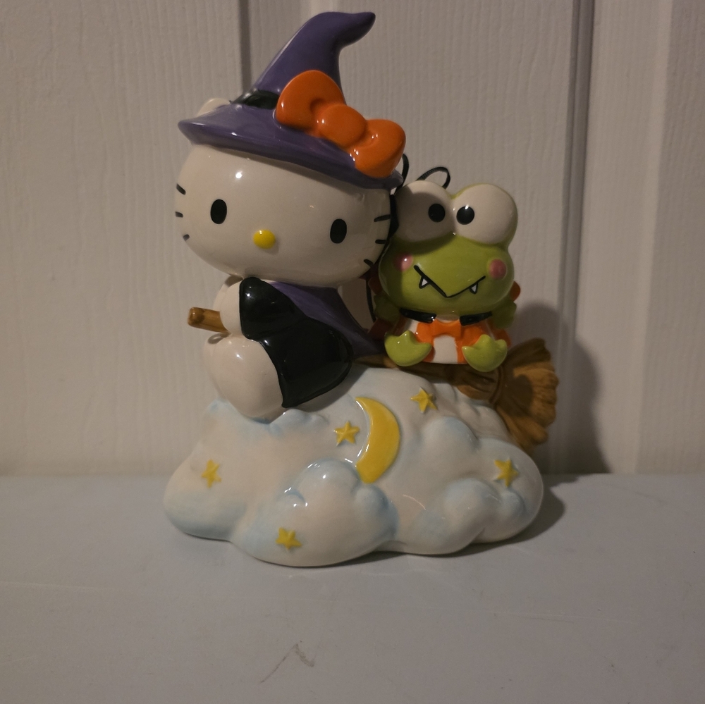 Halloween Hello Kitty Blue Sky Clay Wirks Witch Frog Statue